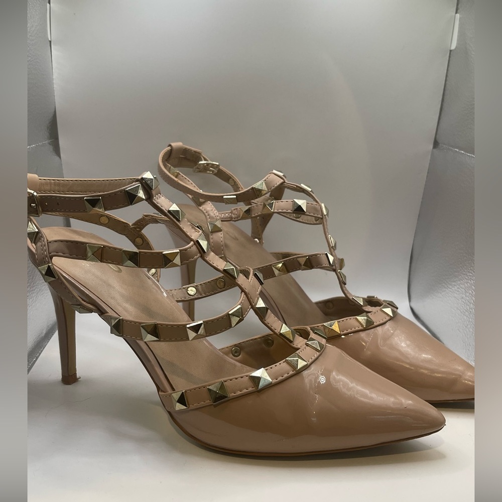 Mix No.6 stiletto with gold studs